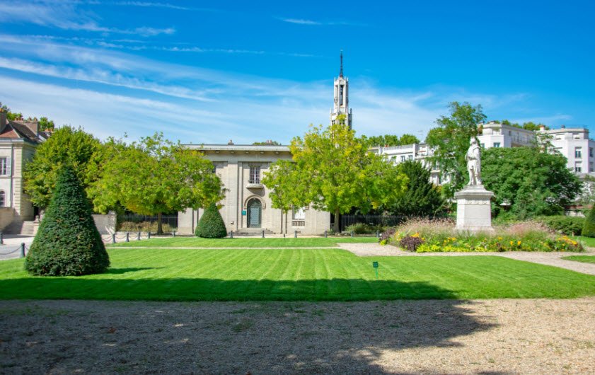 Alfort National Veterinary School, France